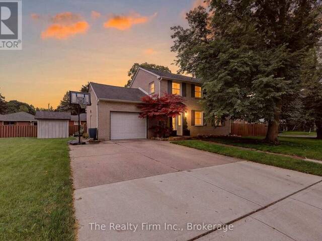 652 MILLER STREET Woodstock Ontario, N4S 5K1 - 4 Bedrooms Home For Sale