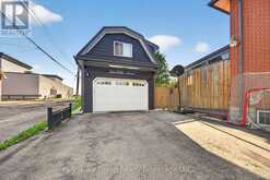 7 FIDLER AVENUE | Woodstock Ontario | Slide Image Nine