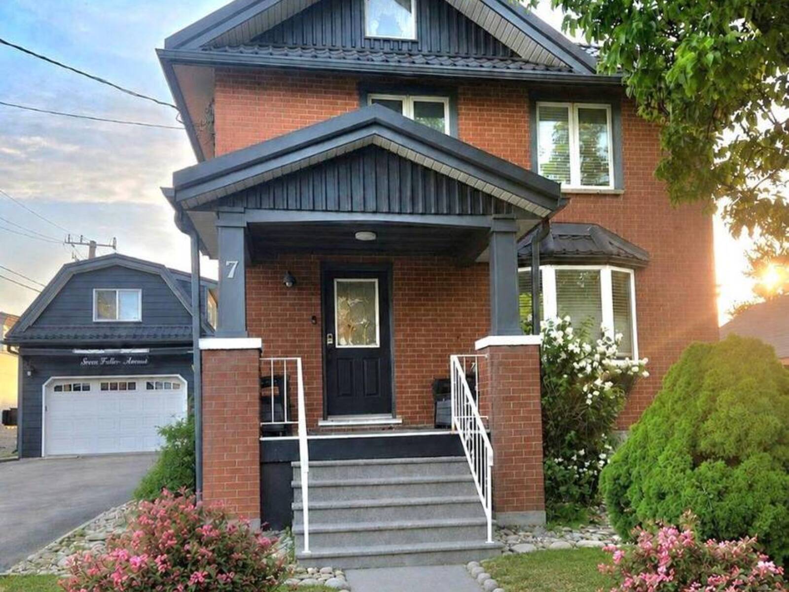 7 FIDLER AVENUE, Woodstock, Ontario N4S 7J1