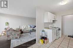 814 - 750 KIPPS LANE | London Ontario | Slide Image Thirteen