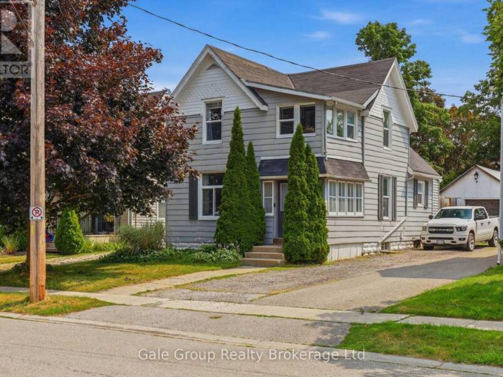 32 WEST AVENUE, St. Thomas, Ontario N5R 3P5