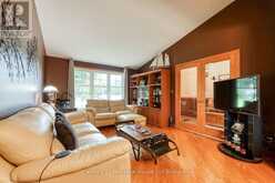81 GLENN AVENUE N | Woodstock Ontario | Slide Image Seven