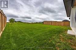 7 SYCAMORE DRIVE | Tillsonburg Ontario | Slide Image Thirty-two
