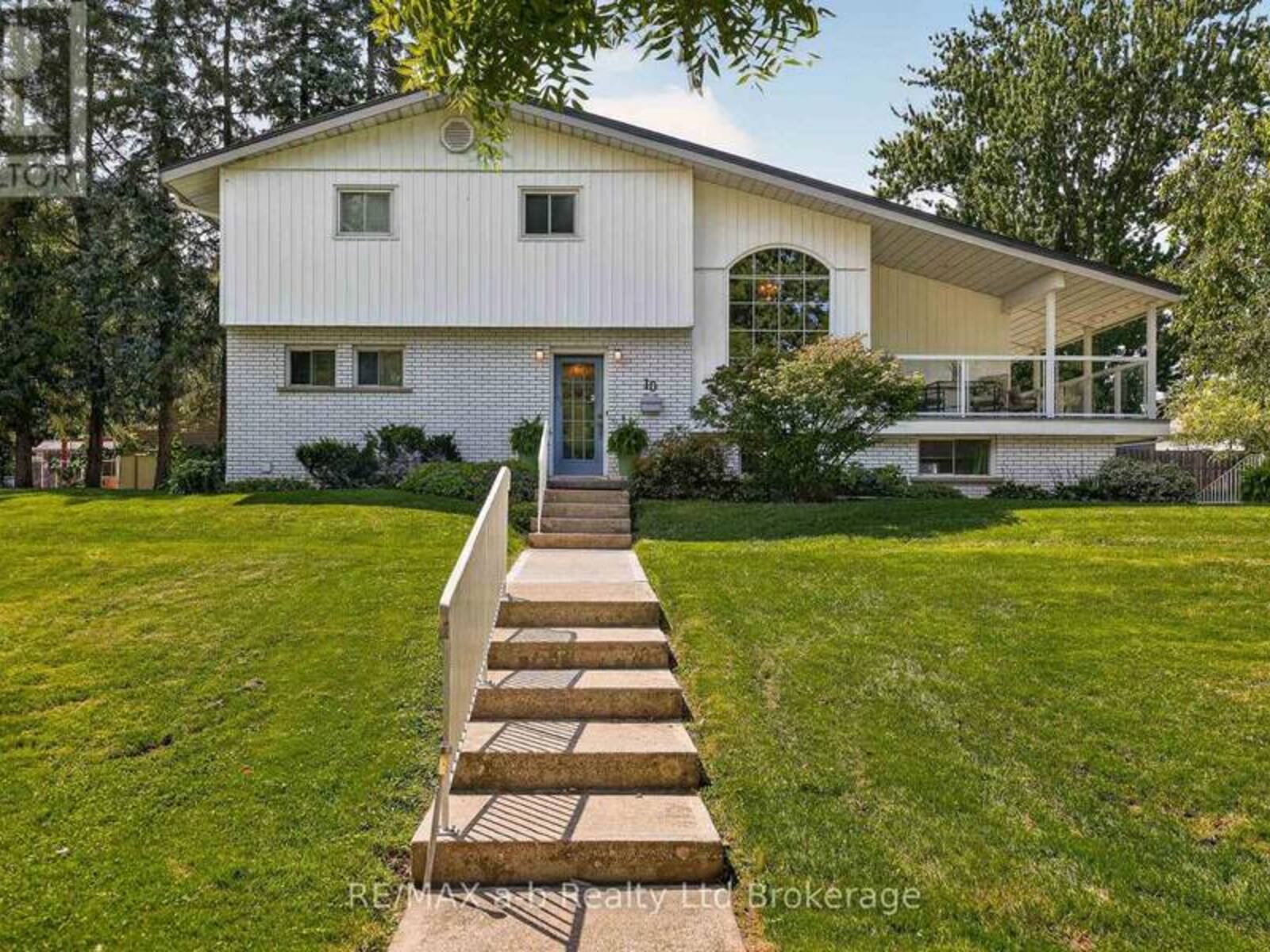 10 PITCHER STREET, Norwich, Ontario N0J 1P0