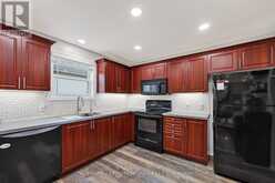 31 OWEN STREET | Ingersoll Ontario | Slide Image Nine