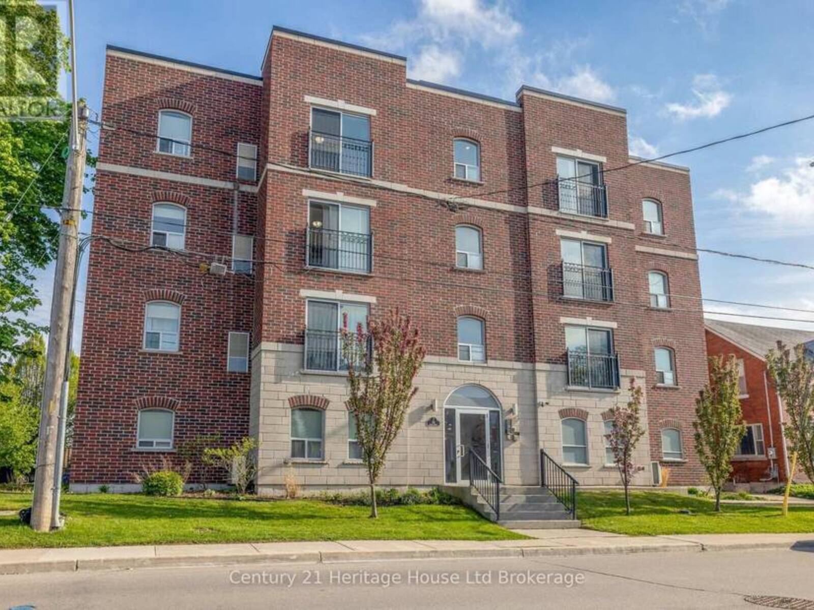 201 - 34 BROCK STREET, Woodstock, Ontario N4S 3B5