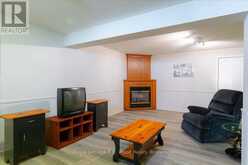 2 ORIOLE CRESCENT | Woodstock Ontario | Slide Image Thirty-four