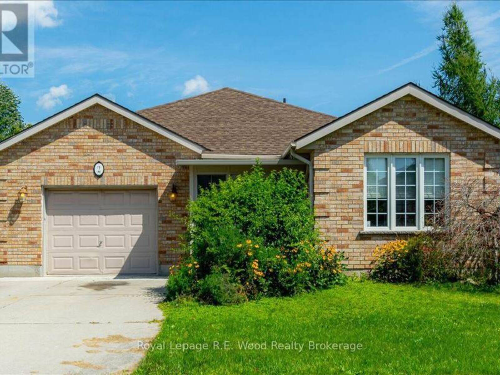 2 ORIOLE CRESCENT, Woodstock, Ontario N4T 1T1