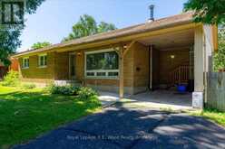 3 MYRTLE STREET | Tillsonburg Ontario | Slide Image Two