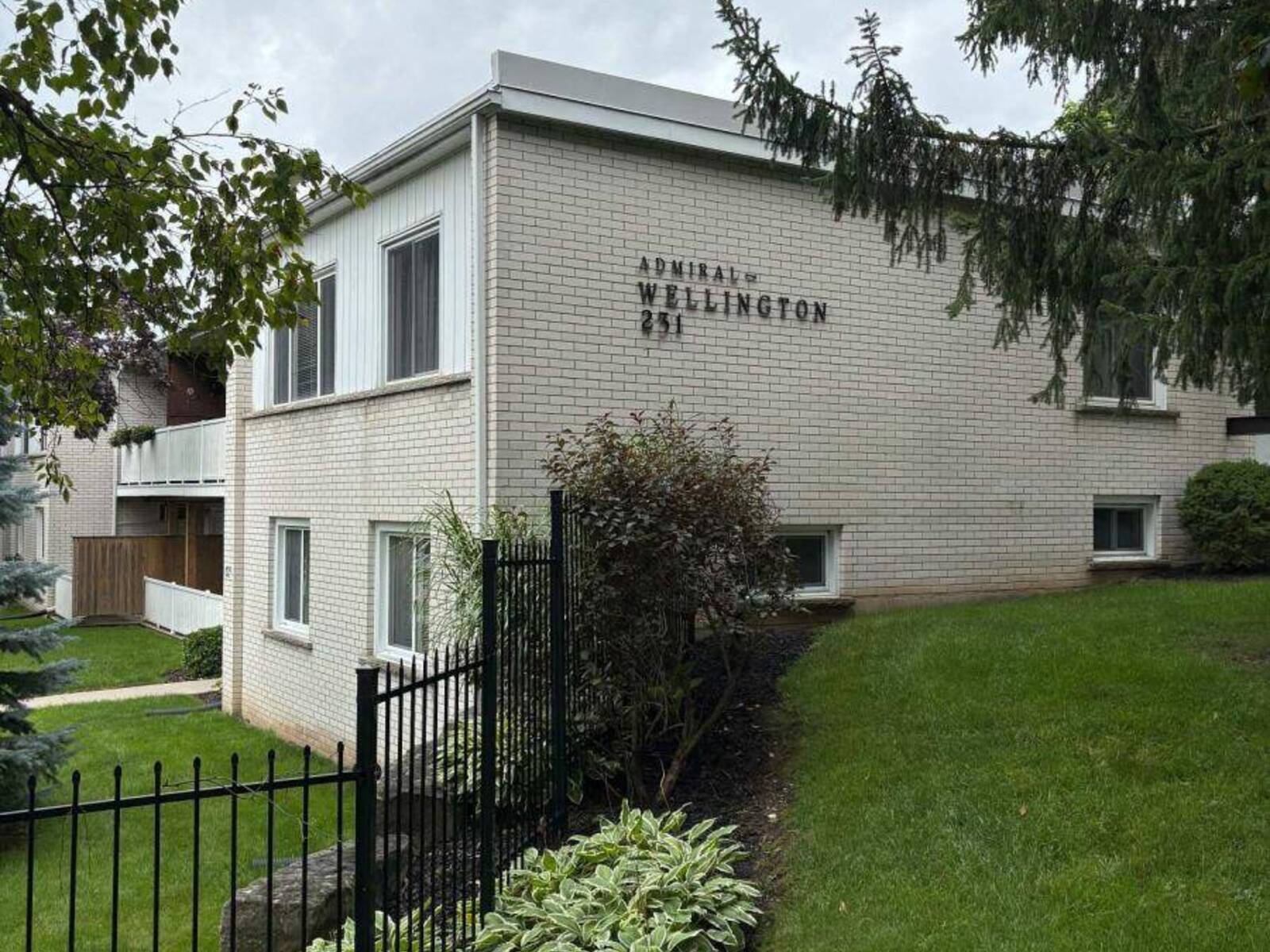 231 WELLINGTON STREET N, Woodstock, Ontario N4S 6S1