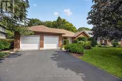 39 CLEAR VALLEY DRIVE | Tillsonburg Ontario | Slide Image Two