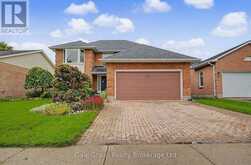 15 ORTONA STREET | Woodstock Ontario | Slide Image Two