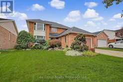 15 ORTONA STREET | Woodstock Ontario | Slide Image Three