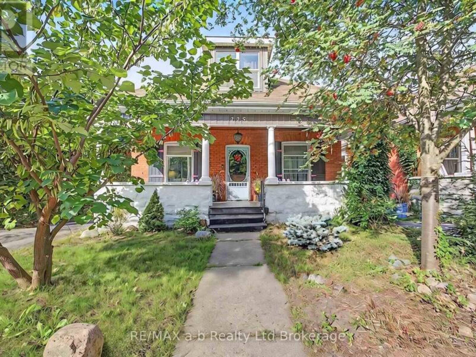 225 GRAHAM STREET, Woodstock, Ontario N4S 6K6