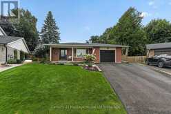 27 SILCOX PLACE | Woodstock Ontario | Slide Image Eleven