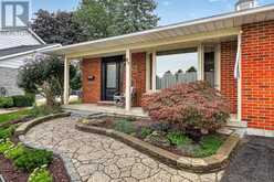 27 SILCOX PLACE | Woodstock Ontario | Slide Image Fourteen