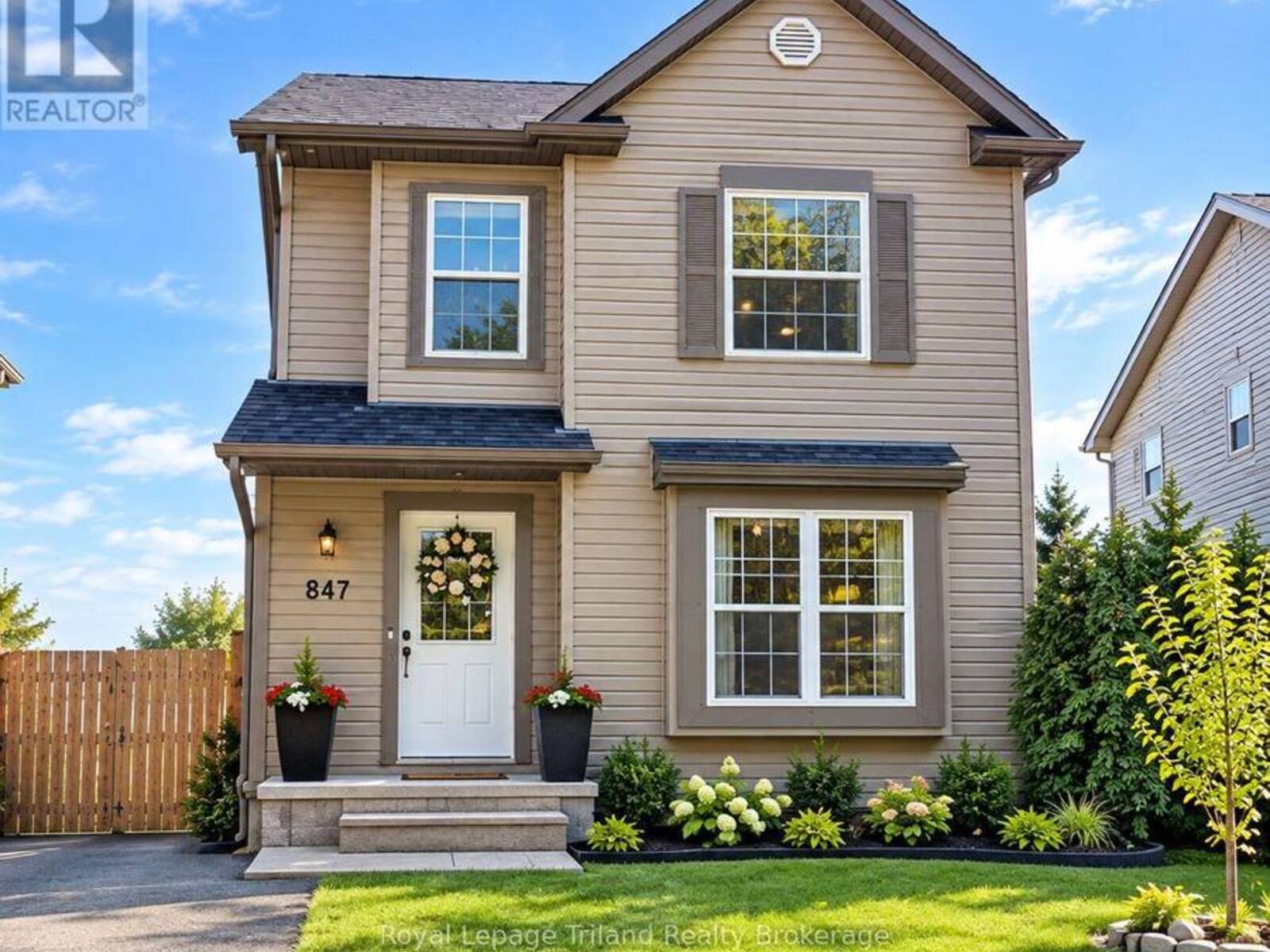 847 HUNTERS GATE CRESCENT, Woodstock, Ontario N4V 1G3