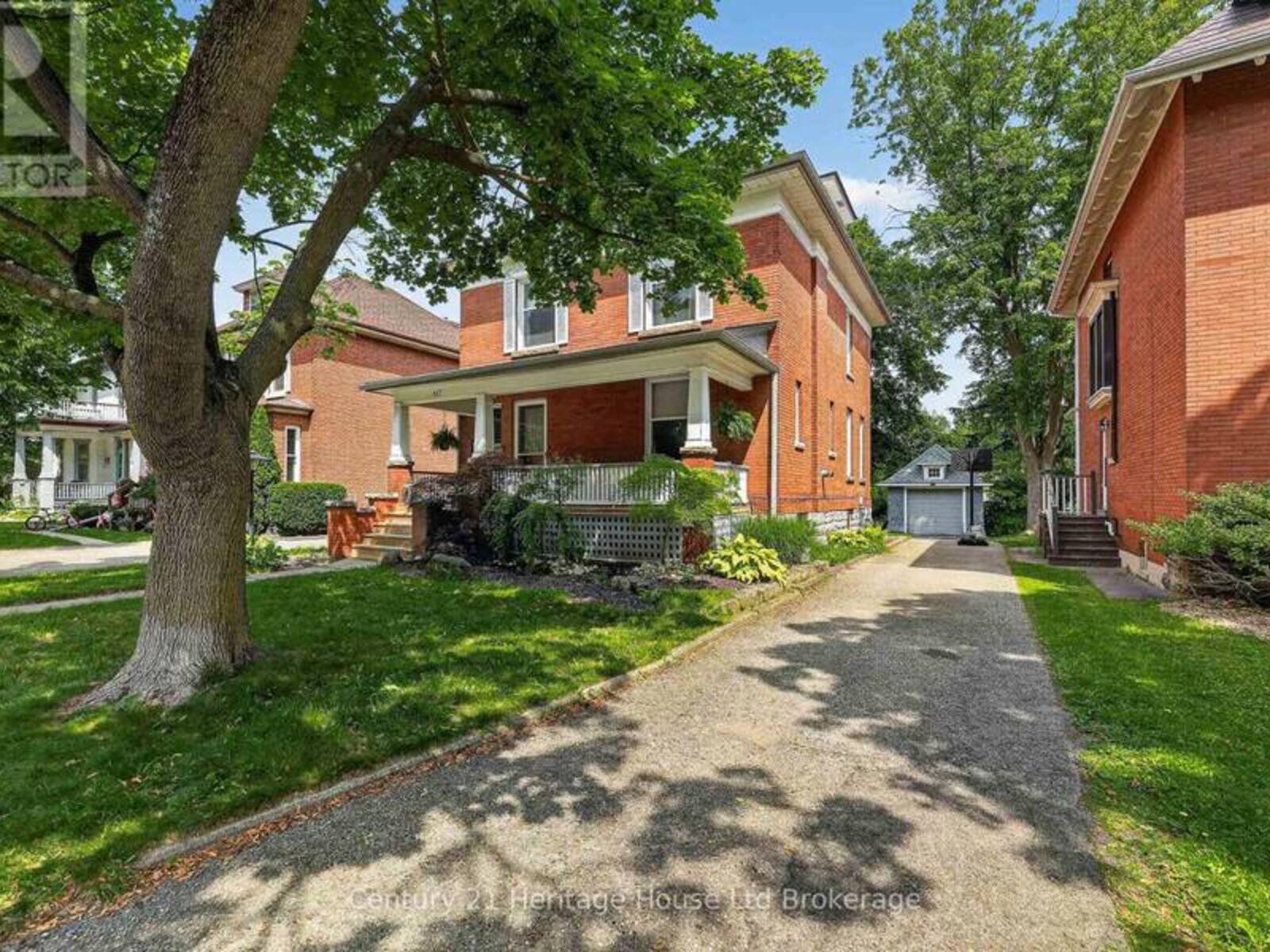 457 BULLER STREET, Woodstock, Ontario N4S 4N3