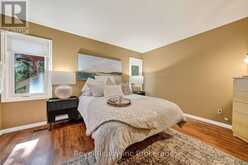 830 BERKSHIRE DRIVE | Woodstock Ontario | Slide Image Ten