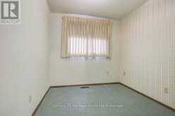 165 PARK ROW | Woodstock Ontario | Slide Image Twelve
