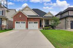 92 DEREHAM DRIVE | Tillsonburg Ontario | Slide Image One