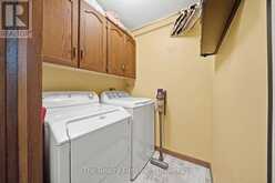 102 GLENN AVENUE N | Woodstock Ontario | Slide Image Nineteen