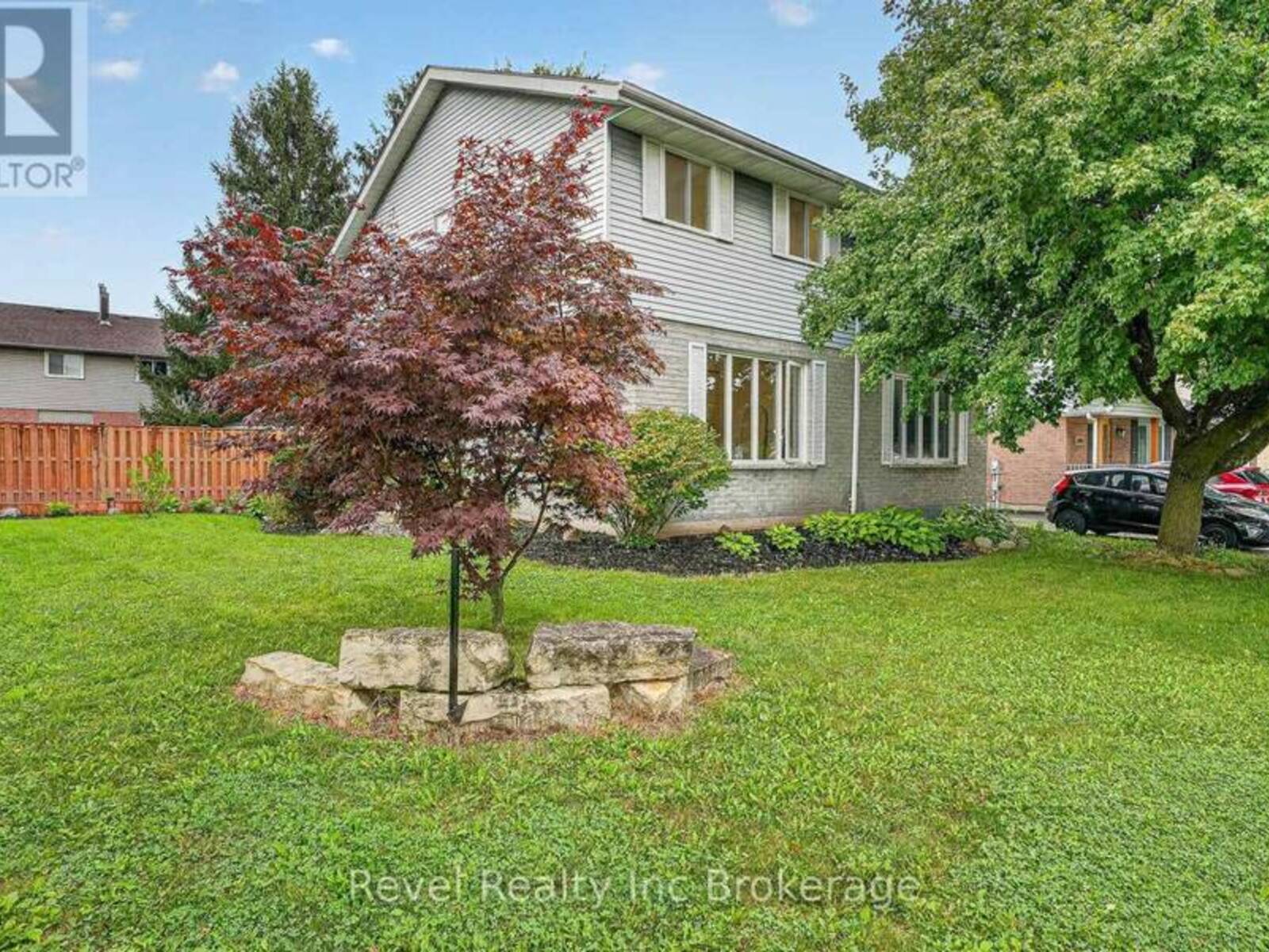 995 CREE AVENUE, Woodstock, Ontario N4T 1E7