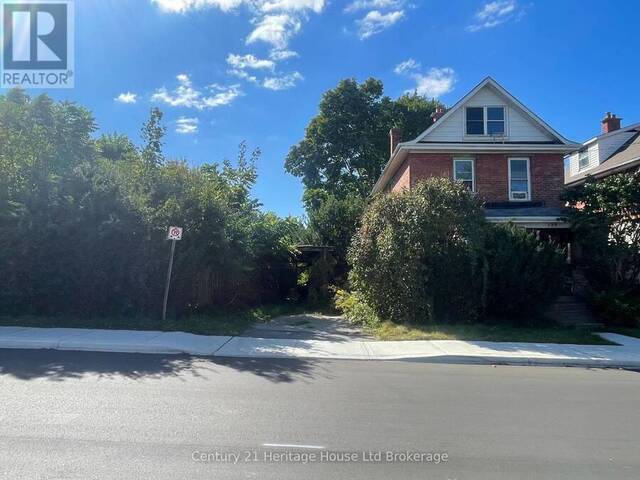 199 WELLINGTON STREET N Woodstock Ontario, N4S 6R7 - Multi-family Home For Sale