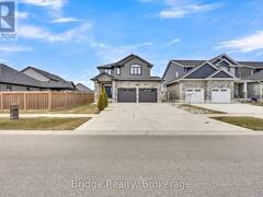 256 TAMARACK BOULEVARD Woodstock Ontario, N4S 0E2