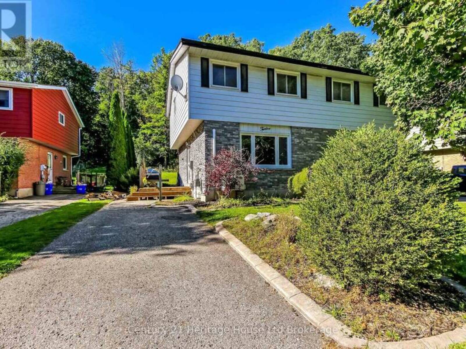 12 INNES PLACE, Woodstock, Ontario N4S 8N1