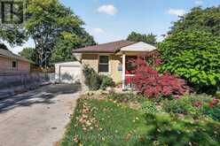 43 DUNDEE COURT | London Ontario | Slide Image Three