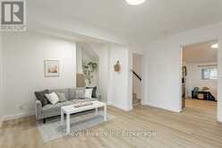 17 DOVER STREET | Woodstock Ontario | Slide Image Six