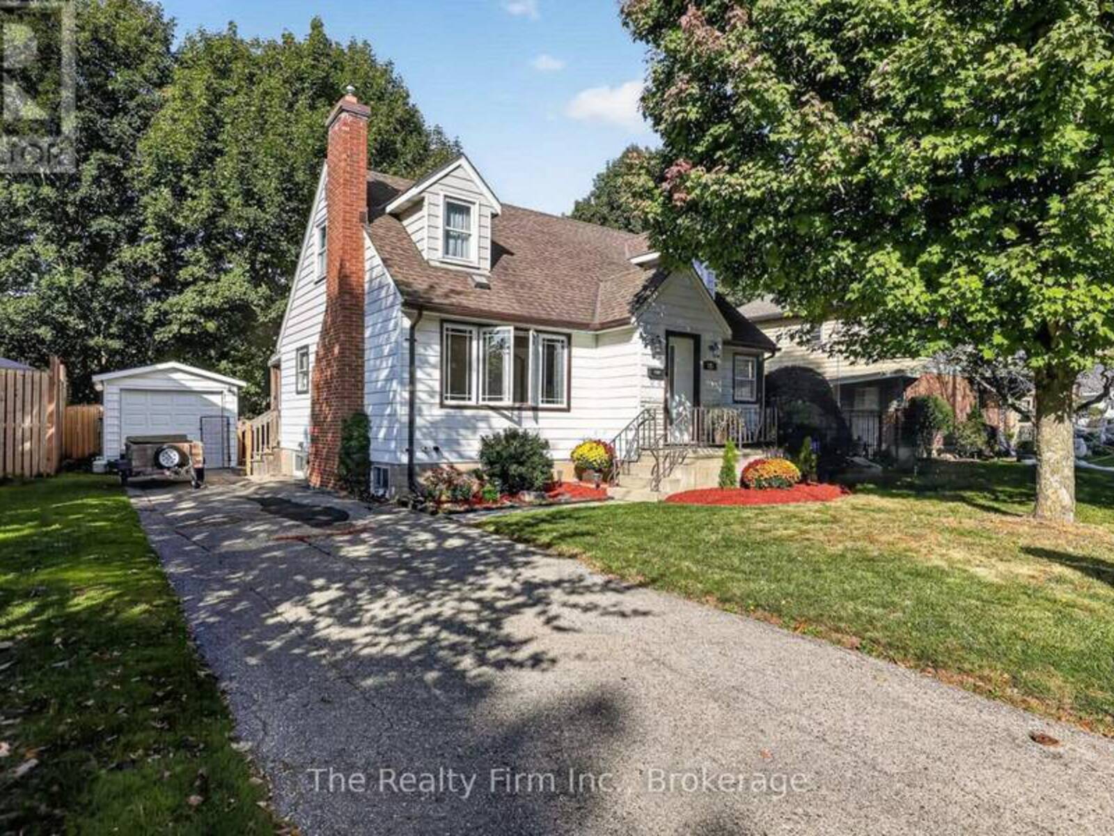 325 VICTORIA STREET N, Woodstock, Ontario N4S 6W6