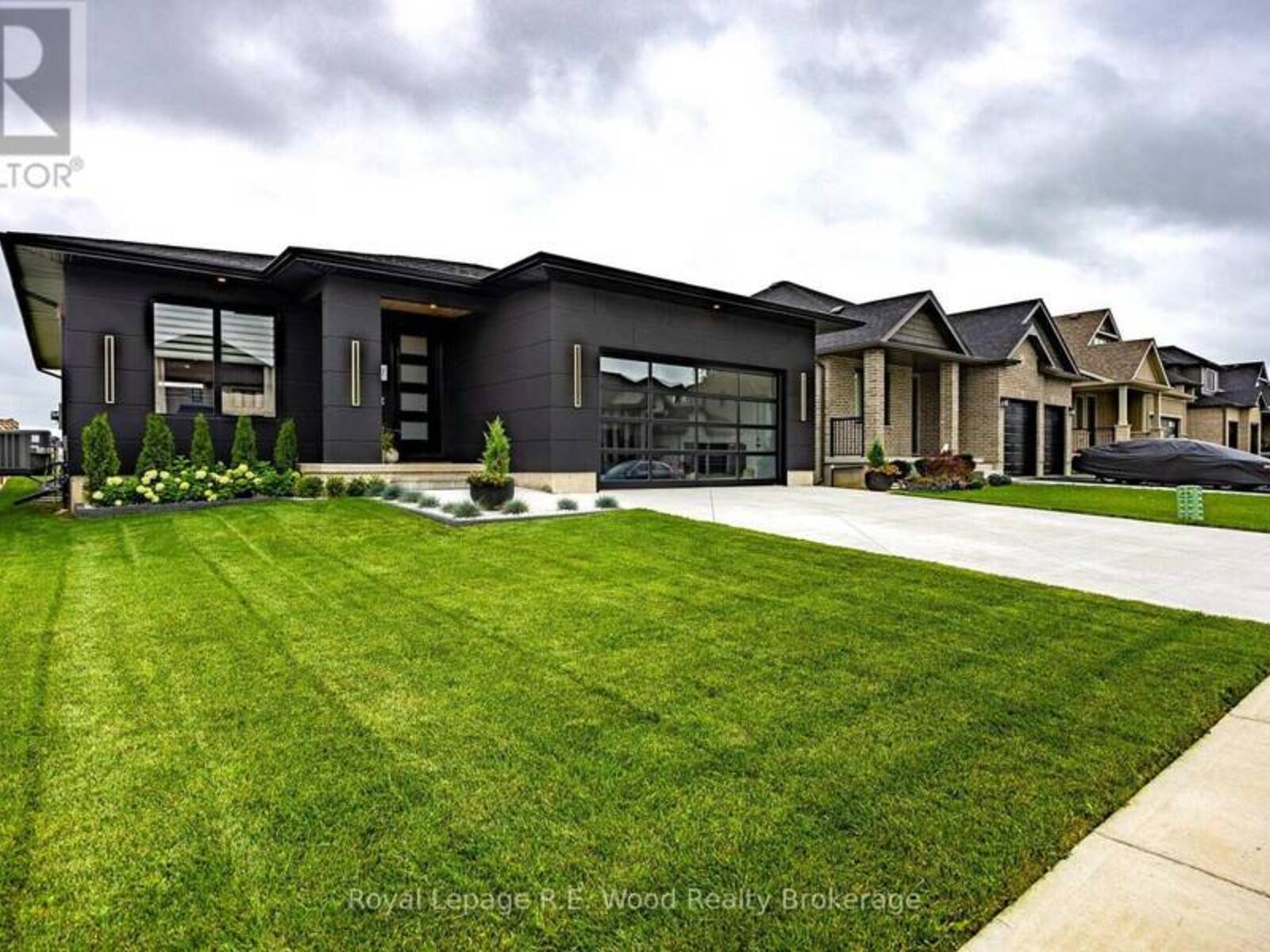 7 SYCAMORE DRIVE, Tillsonburg, Ontario N4G 5S3