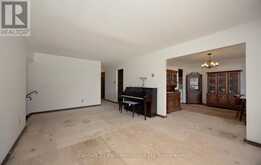111 BRIARHILL DRIVE | Stratford Ontario | Slide Image Seventeen