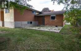 111 BRIARHILL DRIVE | Stratford Ontario | Slide Image Thirty-five