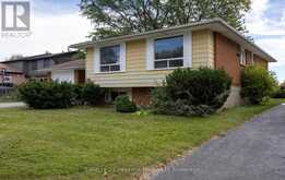111 BRIARHILL DRIVE | Stratford Ontario | Slide Image Three
