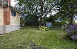 111 BRIARHILL DRIVE | Stratford Ontario | Slide Image Forty