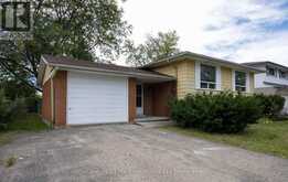 111 BRIARHILL DRIVE | Stratford Ontario | Slide Image Four