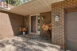 28 SEGAL DRIVE | Tillsonburg Ontario | Slide Image Two
