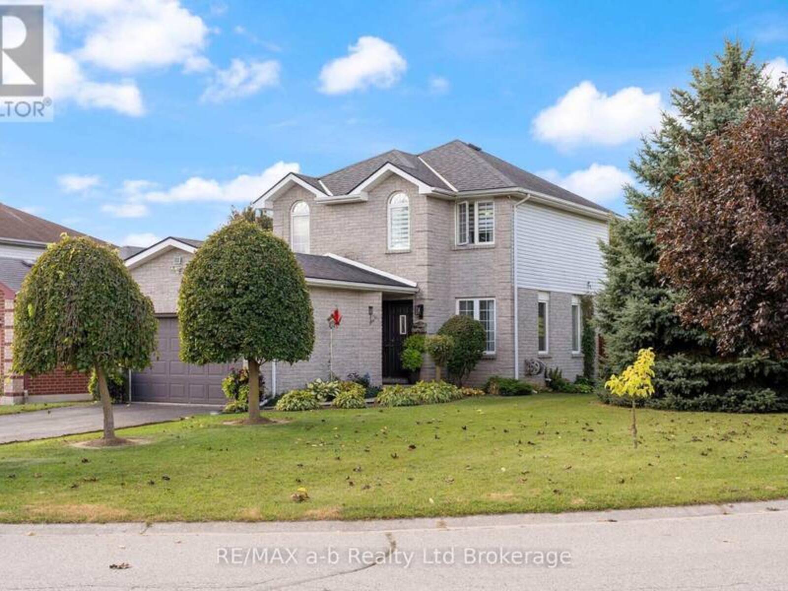 36 KARA LANE, Tillsonburg, Ontario N4G 5M3