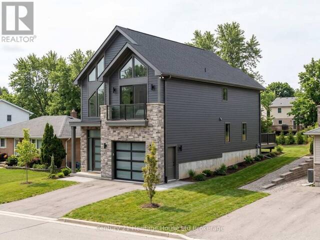 323 ANDERSON STREET Woodstock Ontario, N4S 0G6 - 3 Bedrooms Home For Sale