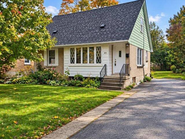 821 WILTON CRESCENT Woodstock Ontario, N4S 7H4 - 4 Bedrooms Home For Sale