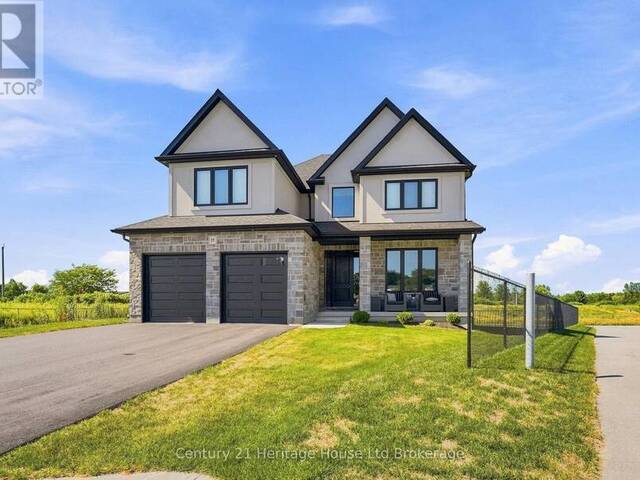 18 THOMPSON COURT Tillsonburg Ontario, N4G 0G3 - 4 Bedrooms Home For Sale