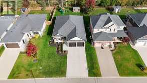 26 BROOKSIDE LANE | Tillsonburg Ontario | Slide Image Four