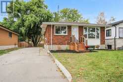 171 CRYSLER STREET | Delhi Ontario | Slide Image Two