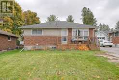 824 DEVONSHIRE AVENUE | Woodstock Ontario | Slide Image Three