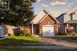 573 SALES DRIVE | Woodstock Ontario | Slide Image Two