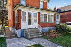 596 KING STREET | Woodstock Ontario | Slide Image Five