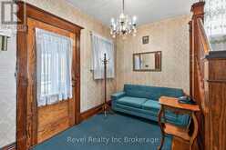 596 KING STREET | Woodstock Ontario | Slide Image Seven